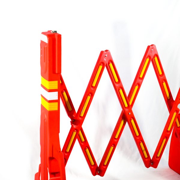 Accordion barriers 7001